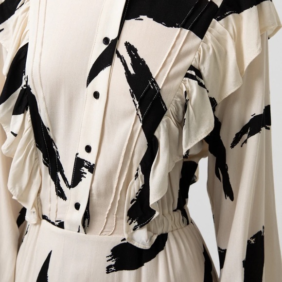 Long sleeve maxi dress BNWT - Picture 4 of 8